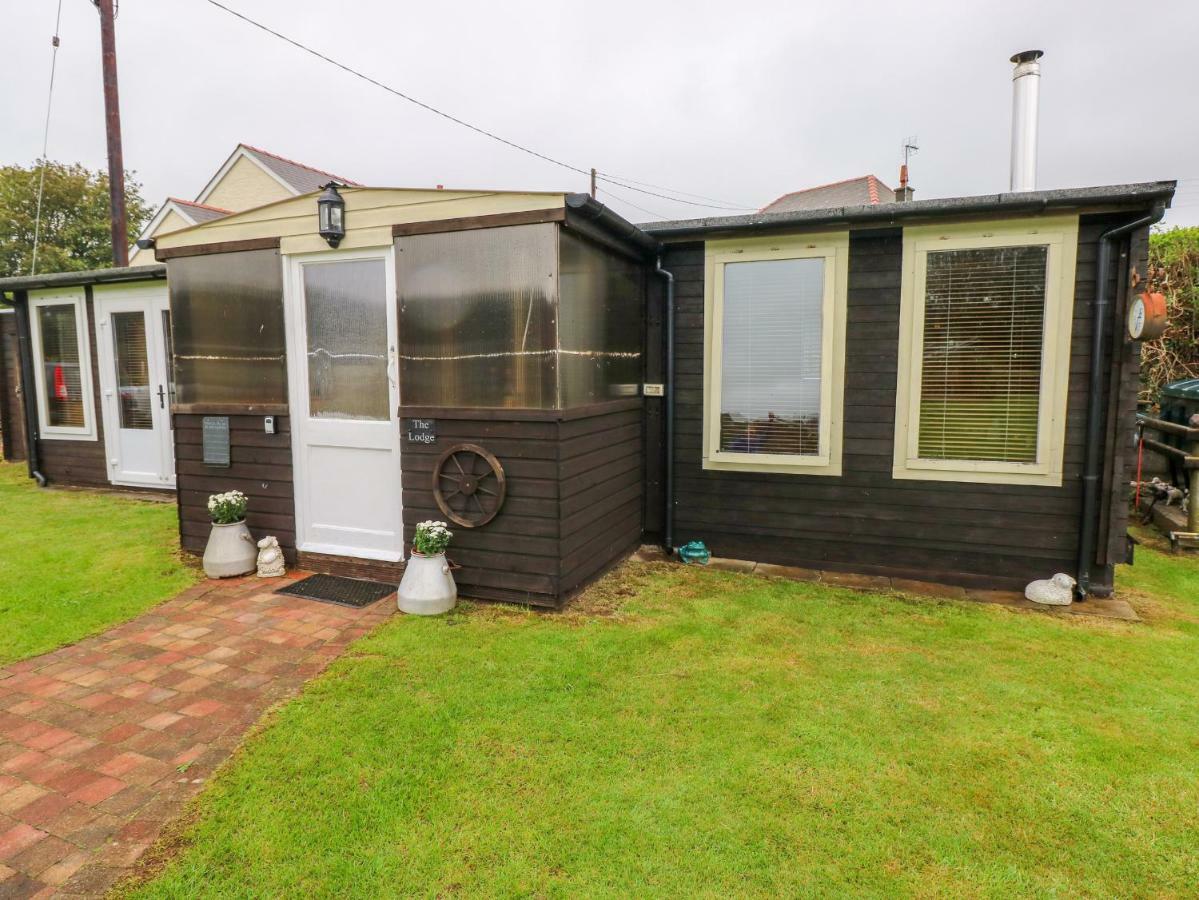 The Lodge Milford Haven Exterior foto